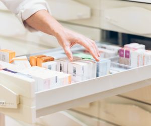 Nifuroksazyd - działanie, właściwości, wskazania, dawkowanie nifuroksazydu