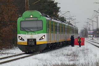 Kolejne potrącenie na „torach śmierci”. Zginął mężczyzna, nie miał szans z rozpędzoną maszyną