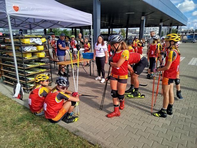 Zawody o Puchar Polski na nartorolkach Marwe Cup 2025 zostały zainaugurowane w Siedlcach