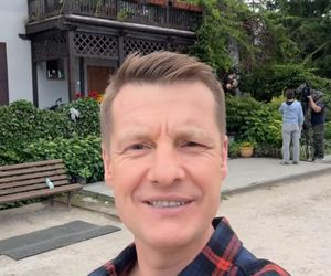 M jak miłość. Paweł (Rafał Mroczek) na planie