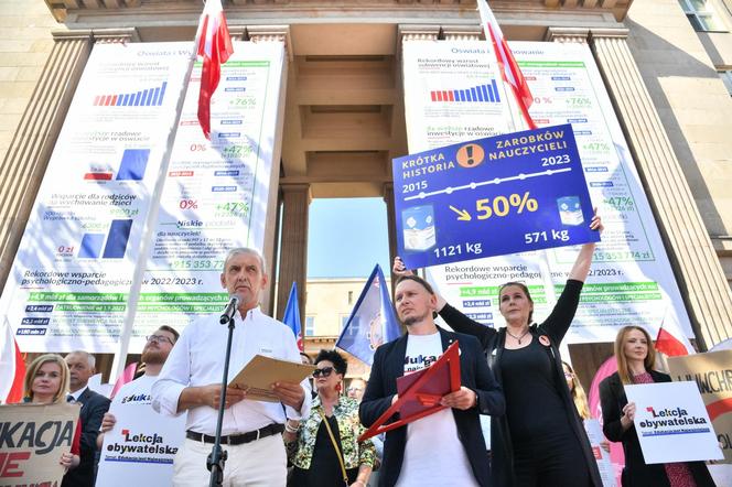 Protest nauczycieli w Warszawie