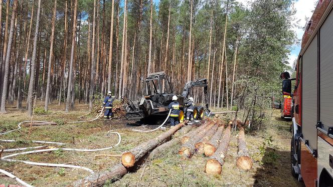Pożar kombajnu zrębowego