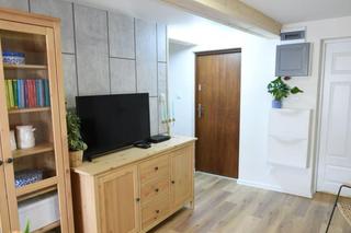 Spłonął dom rodziny spod Lublina. Winna ekipa programu „Nasz nowy dom”? Dowbor odpowiada na zarzuty