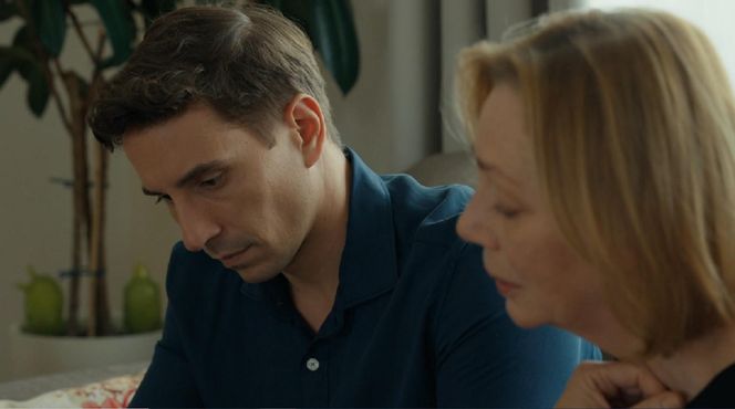 Barwy szczęścia, odcinek 3183. Tomasz (Jakub Sokołowski), Wanda (Maja Barełkowska)