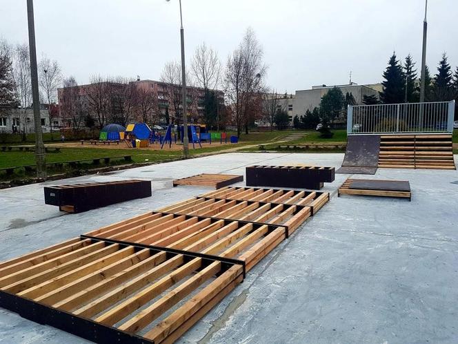 Na olsztyńskich Jarotach powstaje skatepark.