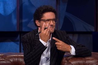 Kuba Wojewódzki wziął ślub w tajemnicy?! Na antenie pokazał obrączkę!