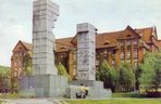 To jeden z najpiękniejszych budynków w Olsztynie. Dawniej pomieszczenia zajmowało m.in. Gestapo