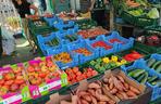 Ceny warzyw i owoców na targu w Amsterdamie