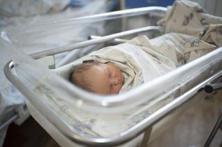 Matki zostawiły je w szpitalu, nie zgłosił się nikt z rodziny. Dla dwójki noworodków domem stał się szpital