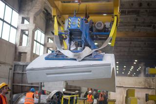 TUBING ŻELBET METRO TUNEL OTWARCIE FABRYKA