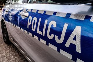 Oburzające sceny podczas spotkania w Komendzie Wojewódzkiej Policji. Naczelnik zrobił to kobiecie