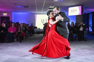 Anna Iberszer to królowa tanga i flamenco. Tak aktorka prezentowała się w tańcu i na wybiegu!