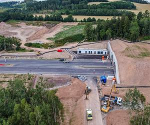 Odcinek Bolków – Kamienna Góra liczy w sumie nieco ponad 16 kilometrów długości. W dłuższym tunelu będzie odcinkowy pomiar prędkości