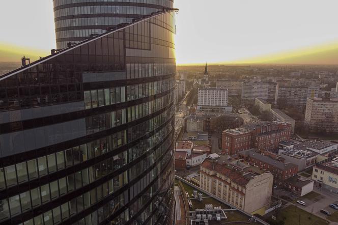 Wrocław: Sky Tower zostanie wystawiony na sprzedaż