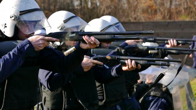 Policjanci z Bytomia szkolili się na strzelnicy