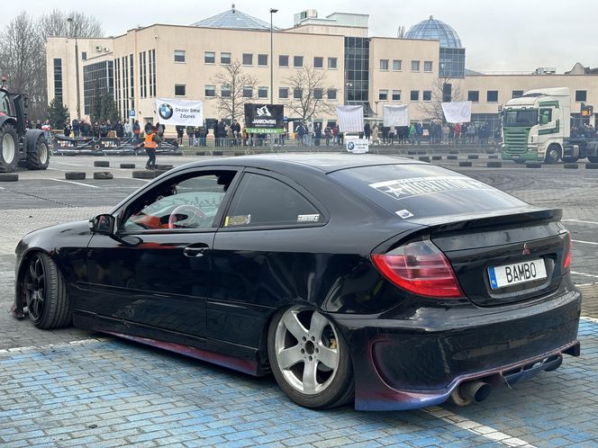 Finał WOŚP w Olsztynie. Występy artystyczne w Kortosferze i driftowanie na parkingu UWM