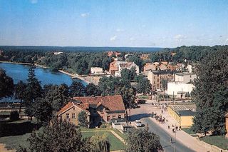 To miasto nazywane jest perłą Mazur. Zobacz, jak wyglądało dawniej [ZDJĘCIA]