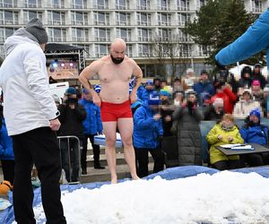 Łukasz Szpunar pobił rekord Guinnessa w najdłuższym przebywaniu w śniegu!