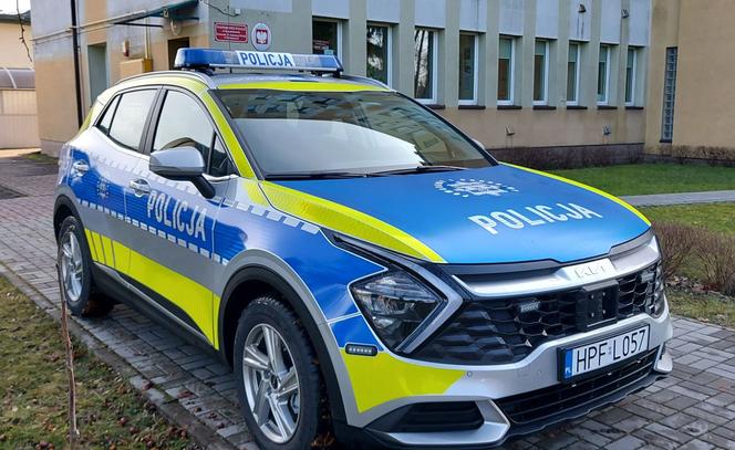 Policjanci z Ksawerowa mają nowy radiowóz