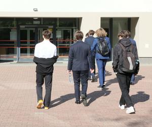 Kalkulator punktów do liceum 2023 - jak policzyć? Ile trzeba mieć, by się dostać? 