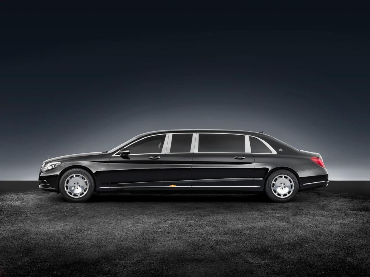 Mercedes-Maybach S600 Pullman