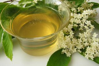 Ziołowe herbatki. Rośliny i kwiaty z ogrodu na zdrowe herbatki ziołowe