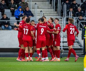 Reprezentacja Polski pnie się w rankingu FIFA. Na szczycie doszło do ważnych przetasowań