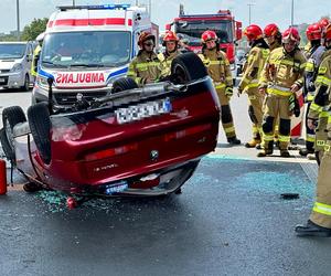  Lambo za 1,5 mln rozbite, alfa romeo na dachu. Wielkie kraksy w Warszawie