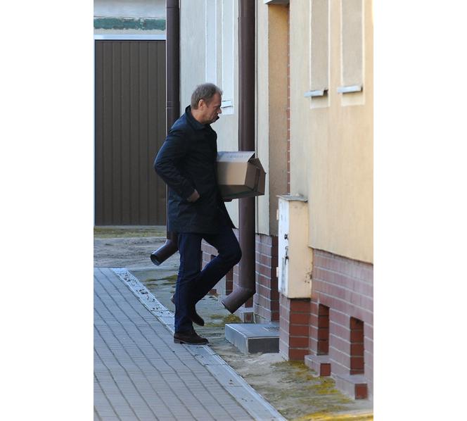 WYDOSTAŁ SIĘ Z BRUKSELI NA ŚWIĘTA.