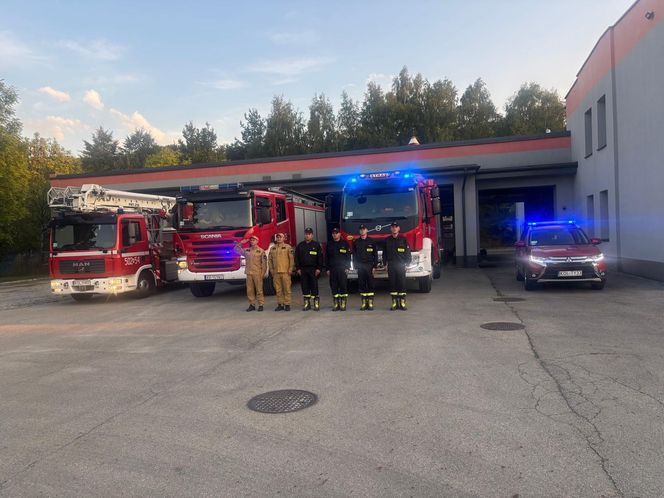 Hołd małopolskich strażaków dla zmarłego kolegi