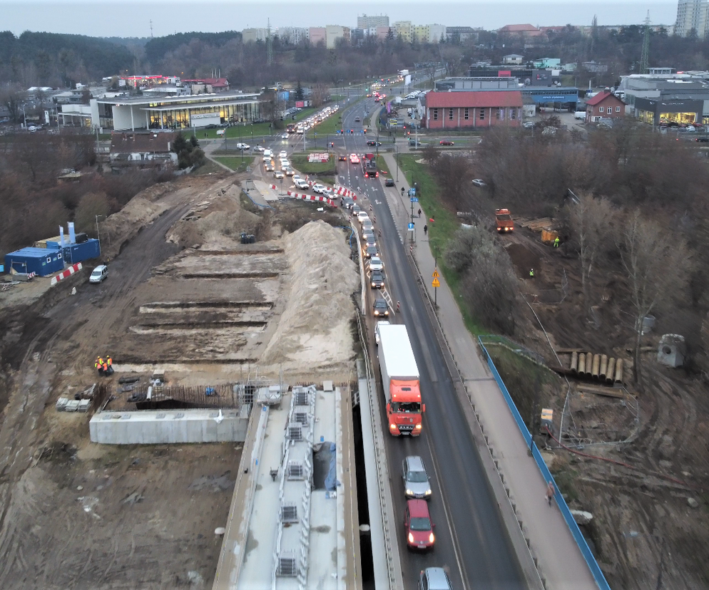 Budowa mostów nad Brdą w Bydgoszczy. Zmiany dla kierowców w nocy z 6 na 7 lutego