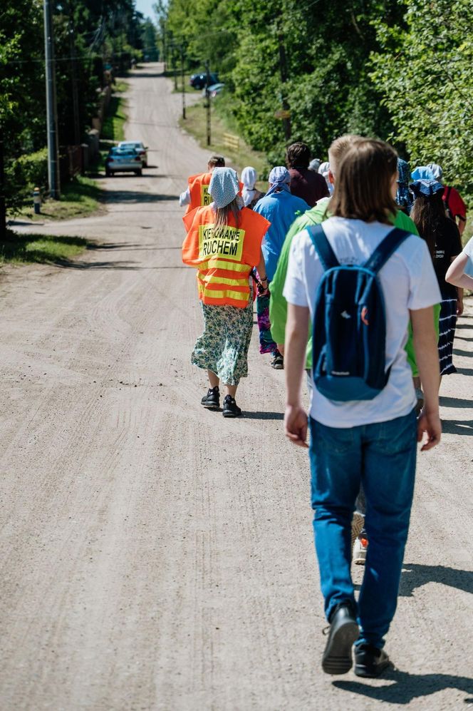 Pątnicy zmierzają „Prawosławnej Częstochowy” w małej wsi w woj. lubelskim