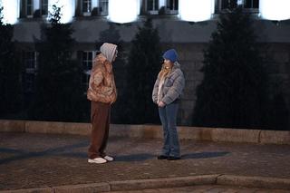 Pierwsza miłość, odcinek 3829. Nikodem (Adam Wojciechowski), Julka (Dąbrówka Kruk)