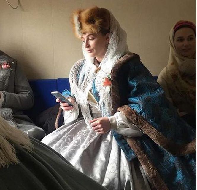 Zniewolona. Jelena Koroniew (Fatima Gorbenko) na planie serialu