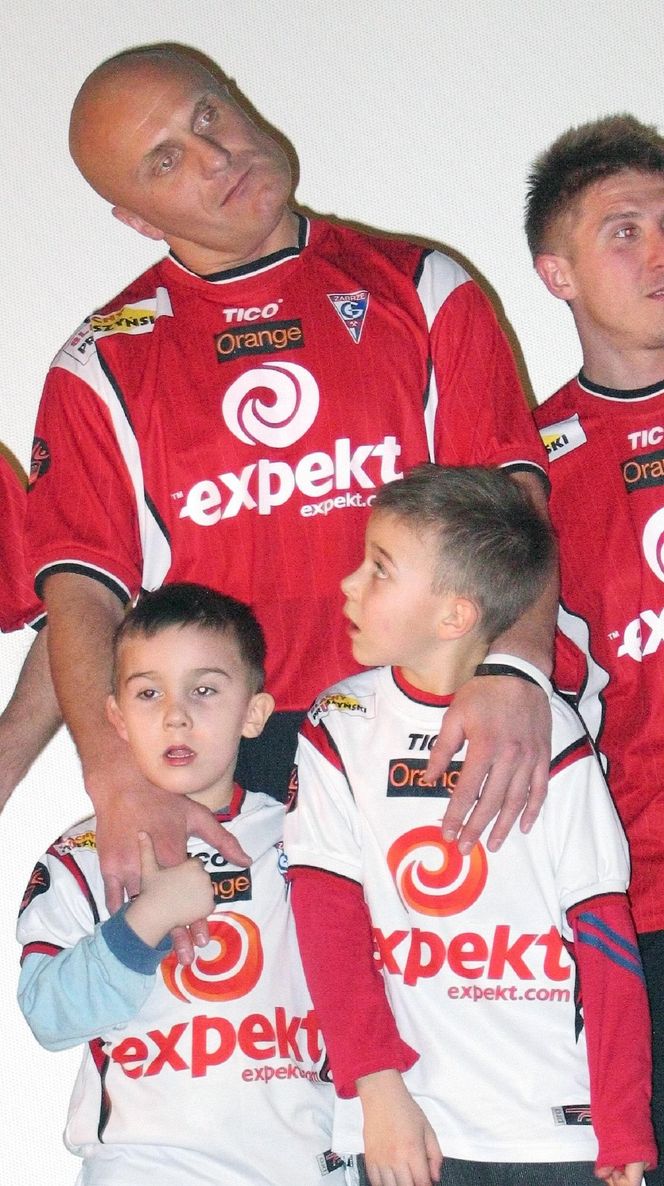 Prezentacja składu drużyny Górnika Zabrze. Tak było w Multikinie w Zabrzu w 2006 roku