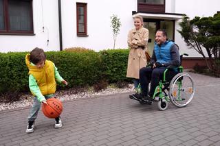 Barwy szczęścia, odc. 2699: Sebastian (Marek Krupski), Mateuszek (Filip Kawalerowicz), Dominika (Karolina Chapko)