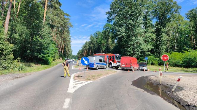 ​Jedna osoba w szpitalu po wypadku w Krzyżowcu niedaleko Leszna