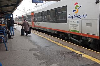 Nowe inwestycje i szybsza podróż do Kielc. Sprawdź, co szykują kolejarze