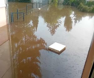 Bydgoskie szkoły pomagają uczniom i nauczycielom ze zniszczonej w powodzi placówki we Wleniu. Każdy może się przyłączyć