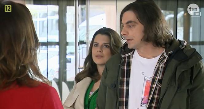 Na Wspólnej odc. 3484. Ana (Monika Mazur), Weronika (Renata Dancewicz), Jan Kłódkowski (Piotr Czarniecki)