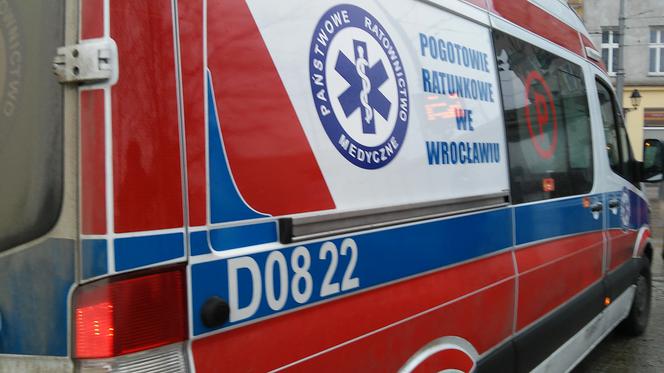 Wrocław: Ataki na ratowników medycznych są coraz częstsze! Pracownicy karetek ratują ludzkie życie narażając swoje [AUDIO]