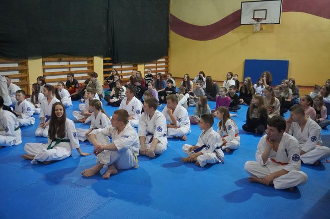 Zimowa Akademia Karate 2025 w Skarżysku-Kamiennej