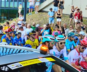 Tour de Pologne w Katowicach. Kolarze bawią się z kibicami