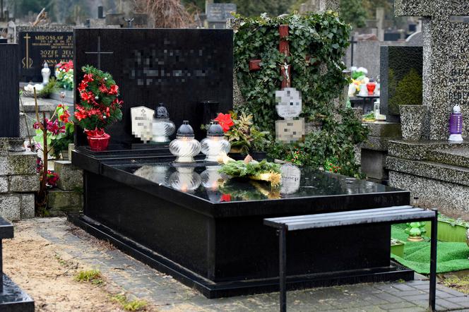Olejnik uczciła rocznicę śmierci matki