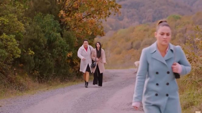 Miłość i nadzieja odc. 330. Bahar, Cavidan, Yildiz