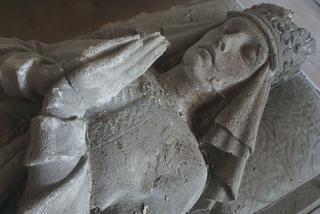 Niezwykłe odkrycie! Model sarkofagu królowej Jadwigi odnaleziony w Tarnowie. Czy skarb trafi do Krakowa? [ZDJĘCIA/AUDIO] 