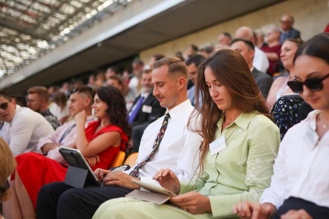 Kongres Świadków Jehowy 2024 na Stadionie Miejskim w Białymstoku