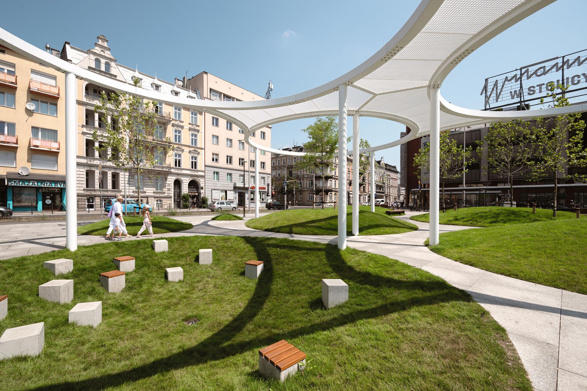 Plac Dworcowy Opole 13