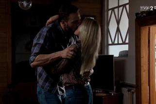 M jak miłość odc. 1447. Joasia (Barbara Kurdej-Szatan), Leszek (Sławomir Uniatowski)