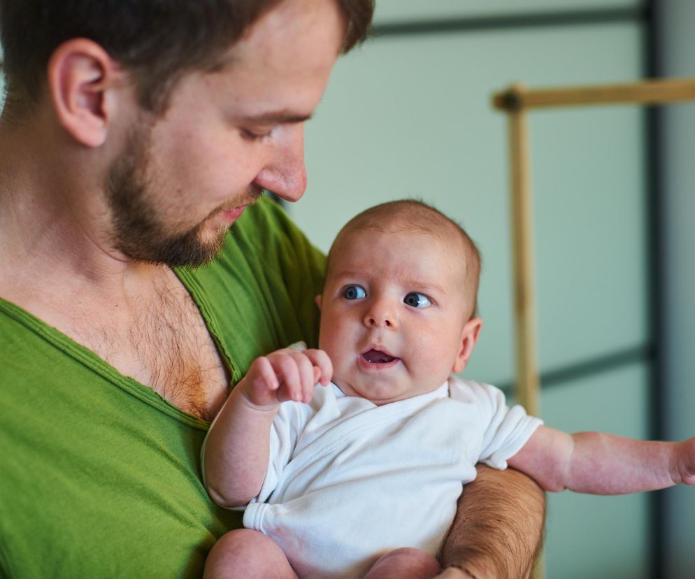 Młodzi szokują: więcej mężczyzn niż kobiet w Polsce chce mieć dzieci. Nie rodzą, to chcą